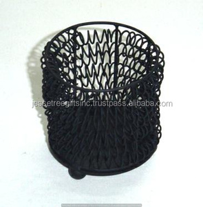 Metal <strong>Wire</strong> <strong>Candle</strong> <strong>Holder</strong> With Black Powder Coating Finishing Round Shape Spring Design Exquisite Quality For Home Decoration
