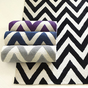 Tapis de Bain Absorbant Antidérapant de Luxe Moderne, Motif Solide de Vague en Zig Zag, Coton Microfibre Fabriqué à la Machine pour la Salle de Bain à Domicile - Product Image 1