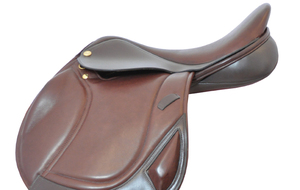 English Leather Endurance Saddle Premium Quality for Jumping Training and <b>Equestrian</b> Use - Product Image 5