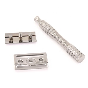 <span class=keywords><strong>Rasoir</strong></span> de sécurité en laiton à double tranchant en métal <span class=keywords><strong>traditionnel</strong></span> moleté YAQI pour hommes - Product Image 5