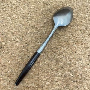 Cuillère à nourriture élégante en acier inoxydable avec un design élégant, parfaite pour les ustensiles de cuisine de restaurant et la poignée de designer de salle à manger de mariage - Product Image 4