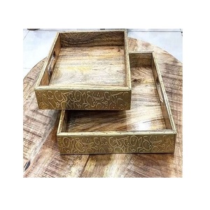 Bandeja de servicio de forma redonda de diseño de tendencia Bandeja de servicio de madera de bambú de diferentes tamaños con asas de metal - Product Image 4