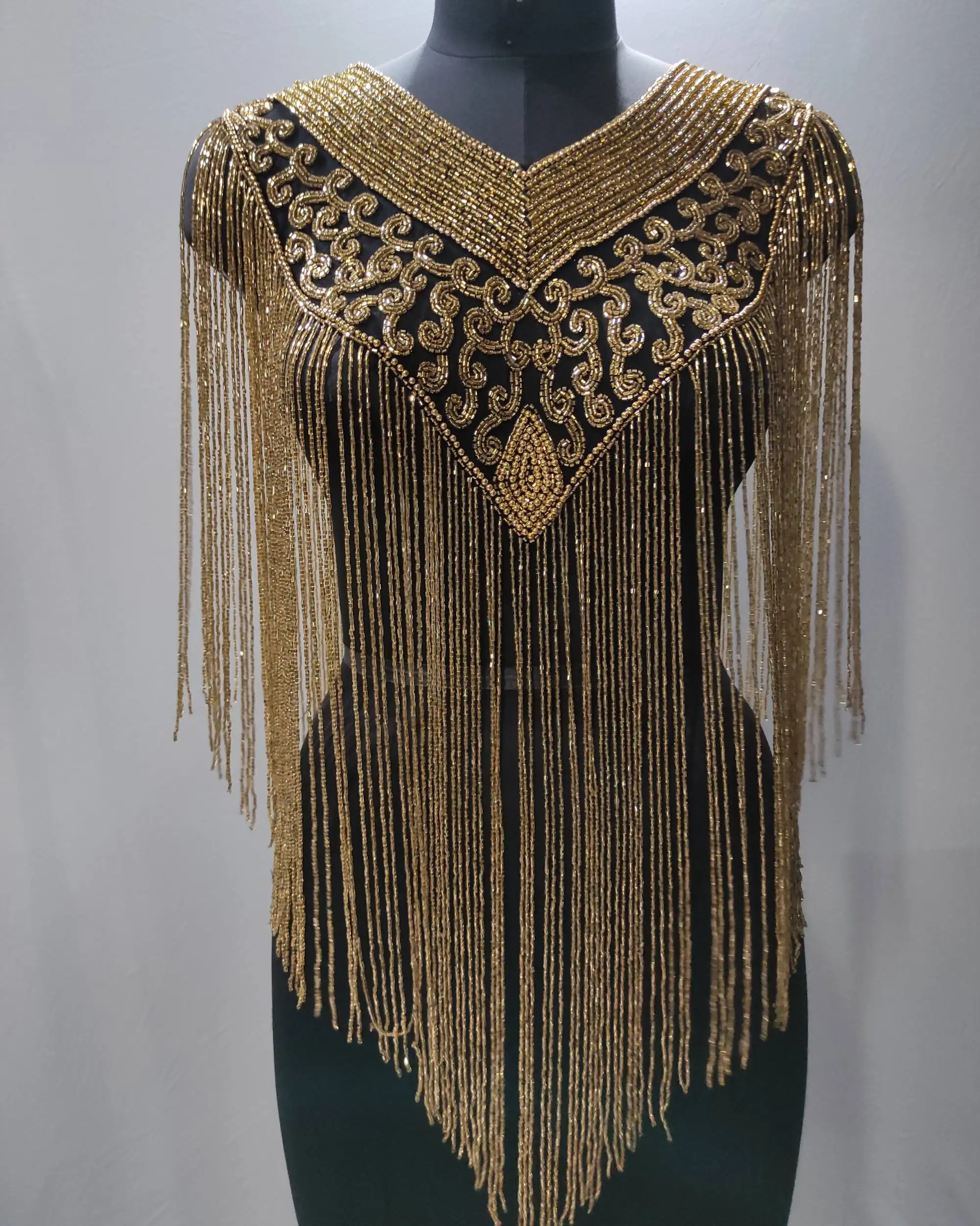 blusas bordadas a mão