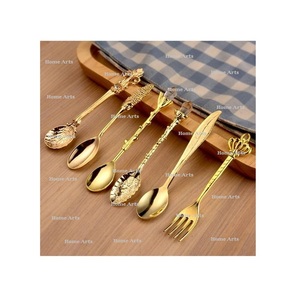 Couverts de cuillère fourchette en acier inoxydable de qualité supérieure avec poignées de feuille couleur or ensemble de couverts de taille personnalisée - Product Image 3