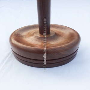 Bobinadora de bolas de hilo de madera, hecha a mano - Product Image 2