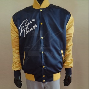 Chaqueta de Invierno Acolchada Delgada y Suave de Marca Privada, Estilo Universitario de Béisbol, Ecológica, de Algodón Liso con Parches - Product Image 5