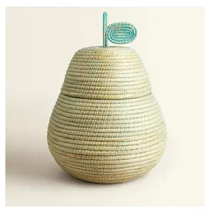 Factory price handmade wicker empty gift basket with lid woven cheap price pear shaped baskets