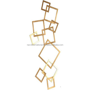 Vente flash - Art mural en métal de forme carrée dorée, écologique, durable, 100% fait main, design moderne, à suspendre au mur pour la décoration de la maison - Product Image 1