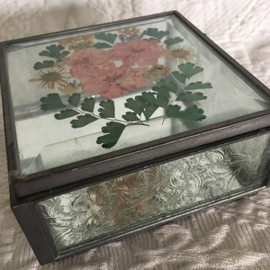 Handmade Bliss <b>Vintage</b> Dried Flower Jewelry <b>Box</b> - Product Image 1