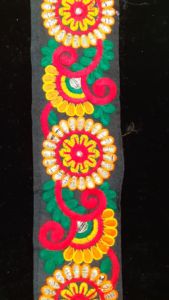 Personalizado bordado cordones disponibles en una gran variedad de patrones florales - Product Image 3