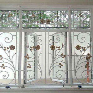 Cadres de fenêtre classiques en bois massif, au meilleur prix de l'usine vietnamien - Product Image 1