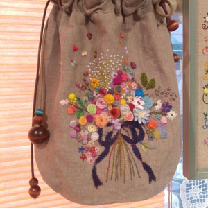 NEW---STUNNING---POTLI-BAG AVEC ÉLÉGANT et BELLE BRODERIE RESHAM TRAVAIL ON--BAGS POUR la PARTIE et DE MARIAGE @ 2021 - Product Image 1