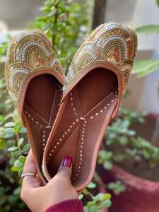 New Combo <b>Set</b> Jutti Heavy Jutti <b>Women</b> Stylish Jutti Clutch Unique Style - Product Image 3