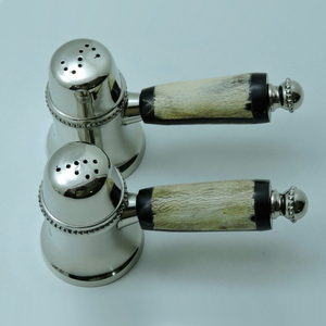 Nuevo diseño de bocina y latón con juego de sal y pimienta niquelada con accesorios de cocina a precio barato nuevas ideas de productos 2023 - Product Image 6