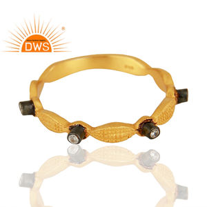 Anillo de plata de ley Chapado en amarillo de 18K indio Zirconia cúbica para mujer, fabricante de joyas, Colección clásica - Product Image 3