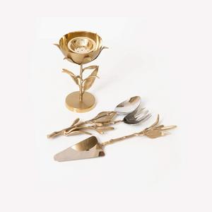 Quemador de incienso de latón de diseño maravilloso, cuencos de diseño para Bakhoor y Oud, servidor de nueces, tres cubiertos, quemador de incienso de la más alta calidad - Product Image 4