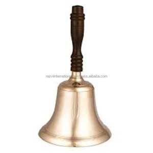 Campanas navideñas de latón de metal pulido brillante Adornos navideños con mango de madera - Product Image 1