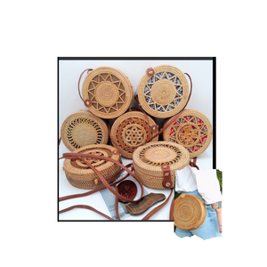 กระเป๋าถือสำหรับผู้หญิง-หัตถกรรมเวียดนาม-เครื่องประดับแฟชั่น-กระเป๋าสะพายข้างทำจากหวายเวียดนาม - Product Image 1