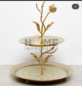 Beau support de gâteau de décoration de mariage de luxe à 2 niveaux poli doré de qualité supérieure pour les cadeaux du fabricant indien - Product Image 4