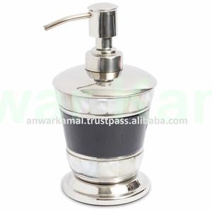 เครื่องจ่ายสบู่ทำจากสเตนเลสเคลือบพร้อมแม่ของไข่มุกสำหรับโรงเรียนและสำนักงาน - Product Image 5
