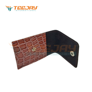Nouveauté, emballage de pochettes rxine marron de style Crocodile, pour 2 pinces à sourcils et 1 ciseaux, couleur et logo personnalisés, - Product Image 5