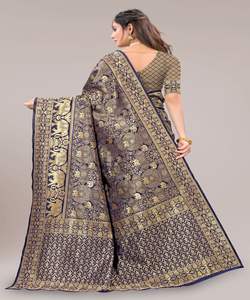 Banarasi Seda Jacquard Saree con Blusa Mujeres Desgaste Señoras Fiesta Festival Uso diario Algodón suave Seda Sari Venta al por mayor Precio bajo Alphanumero - Product Image 3