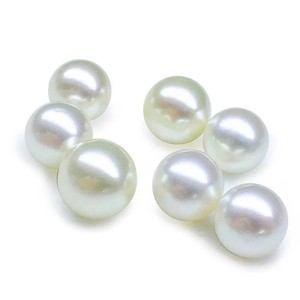 Perla Redonda Natural Grande, Blanca y Brillante, de Agua Salada, de Australia, Grado AAA - Product Image 2
