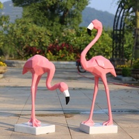 Grandes sculptures d'oiseaux Décoration de porte en fibre de verre Résine Flamingo Statue pour la vente en gros