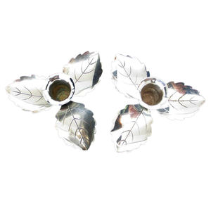 Bougeoir en métal de vente chaude pour la décoration à la maison pour Noël et Pâques - Product Image 1