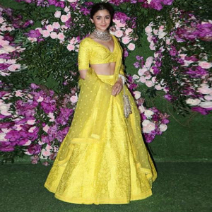 Diseñador elegante Georgette Lehenga Choli con Dupatta Bordado Secuencia Trabajo Ropa étnica india y pakistaní para ropa de fiesta ApparelGarment - Product Image 6