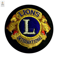 Insignias Bordadas a Mano con Lentejuelas Doradas en Forma de Cabeza de Leona OEM para Bolsillos de Blazer - Personalizables, Sin Níquel, 3D