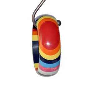 Brazalete en capas de resina acrílica multicolor personalizado x - Product Image 1