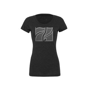 Camisetas de mujer hechas de algodón casual en azul con cuello redondo bordado de talla grande y decoración de logotipo camisetas suaves para mujer - Product Image 3