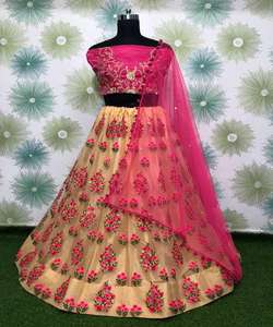 Diseñador pesado indio nupcial Color rojo Lehenga Choli con blusa sin costuras bordado trabajo ropa de boda en Ropa Étnica - Product Image 6
