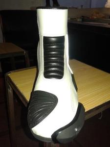Botas de Motociclismo de Cuero Profesionales para Carreras, Unisex, Impermeables y Resistentes al Fuego - Product Image 5
