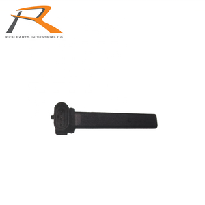 Réservoir d'expansion en plastique pour camion avec capteur pour AD à TRAKKER/STRALIS/AD à As STRALIS Garantie 1 an - Product Image 2