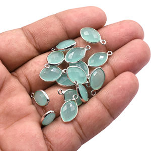 Pendentif en quartz aqua, forme marquise, serti argenté, 15 à 17 mm, avec bélière, plaqué rhodium - Product Image 2