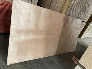 Pegamento de madera contrachapada de tamaño estándar de alta calidad 1220x2440m E0 E1E2 Proveedor de oro Bintagor/Okoume Face para embalaje de construcción Precio - Product Image 6