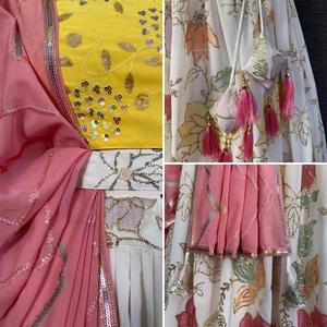 ชุดเลเฮนกาโชลีแบบเย็บเต็มตัว ทำจากผ้าจอร์เจตต์ ประดับพู่ห้อยหนักแบบทำมือและเข็มขัด - Product Image 5