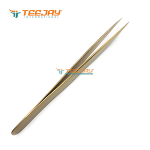 Pinzas de Aislamiento Rectas TEEJAY Plasma Gold con Punta Dentada de Acero Inoxidable, Agarre Perfecto y Punta Fina para Uso en Pestañas y Cejas - Product Image 5