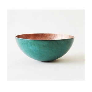 Prix de gros Élégant Design rustique Intemporel Luxe Haute qualité Écologique Fruits en métal martelé de cuivre jetables - Product Image 2