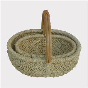 Panier en osier de rotin et de bambou de forme ronde de haute qualité avec poignée pour usage de cuisine alimentaire et artisanat cadeau - Product Image 4