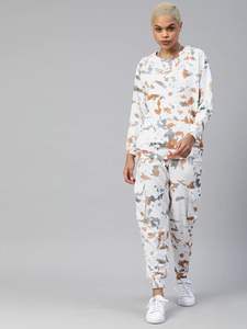 Tenues 2 pièces pour femmes 340GSM polyester imprimé sur tout le sweat à capuche et jogger pantalons de survêtement hiver Sublimation survêtement ensemble - Product Image 4