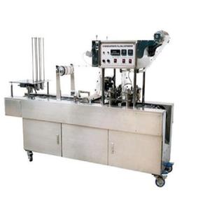 Máquina llenadora de vasos de plástico, máquina llenadora de vasos de cuajada, máquina automática de llenado y sellado de vasos a la venta 2023 - Product Image 1