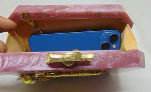 Boîte à main en résine de style vintage fait à la main, pochette élégante en acrylique pour femmes pour l'hiver, printemps, été, robe à la mode - Product Image 4