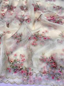 Sari de fête en organza pur de style Bollywood tendance, imprimé et orné de travail Khatli, de conception indienne - Product Image 3