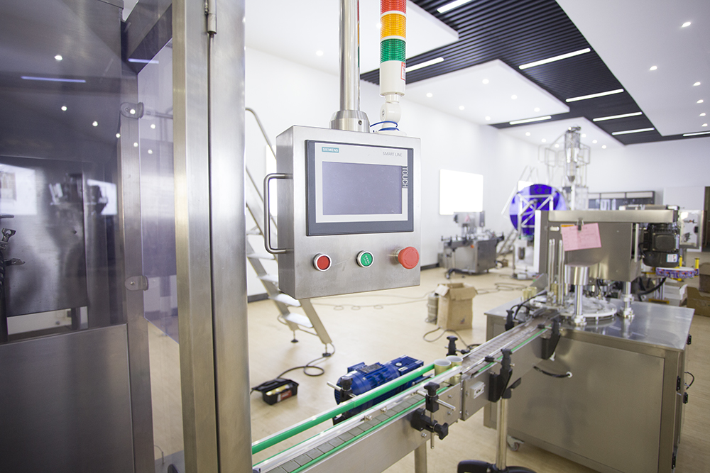 Дезинфицирующая машина Landpack для бутылок с насосом 50 мл, 100 мл