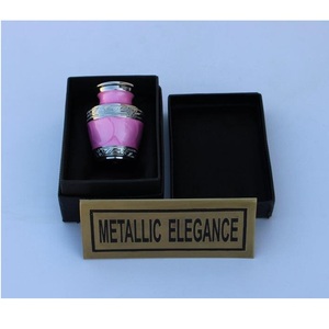 Vente chaude de haute qualité fabriqué à la main prêt à expédier souvenir de crémation en laiton pour les restes humains - Product Image 6