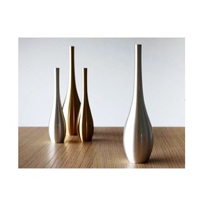 Intricately Designed Flower <b>Vases</b> Metal <b>Vases</b> Gold Finishing Modern Hot Selling Fashionable for Home Decoration Plant <b>Stand</b> - Product Image 3