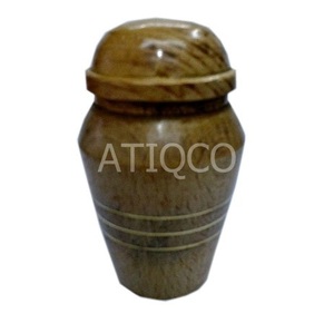 Urne de crémation Art déco élégante en bois de haute qualité avec incrustation de points en laiton Stockage commémoratif pour les cendres humaines lors des funérailles - Product Image 2